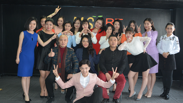 ABUIABAEGAAgrZbJxgUokN7JtwIwtgo47gU